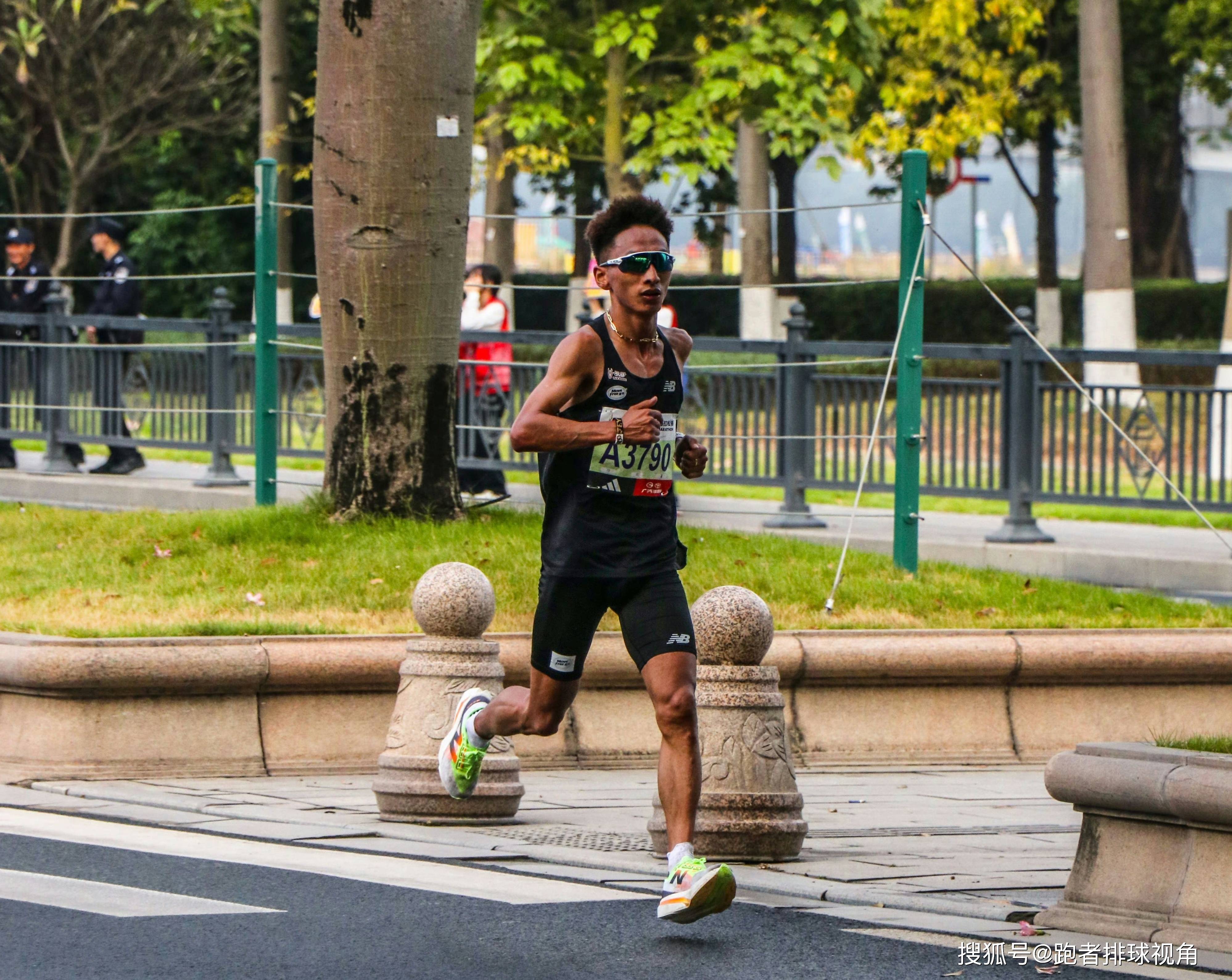 JackeyLove在掘金比赛中爆冷，比赛规则变更引发热议！