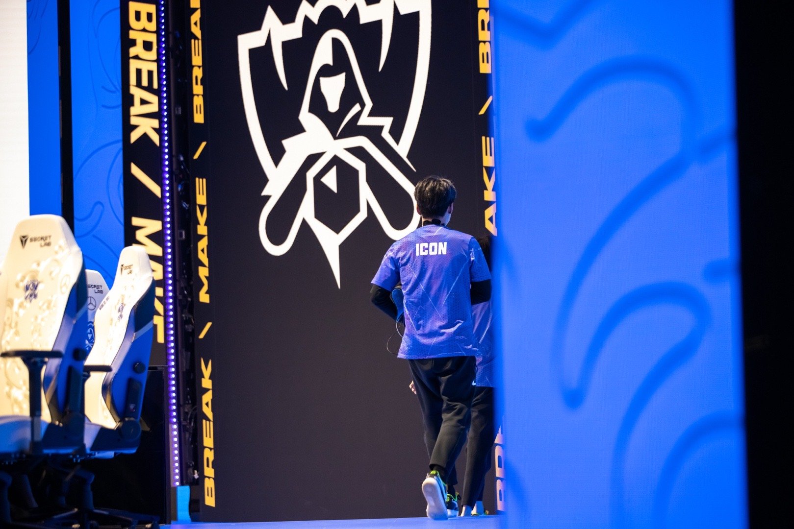  金咕咕doinb直播间 